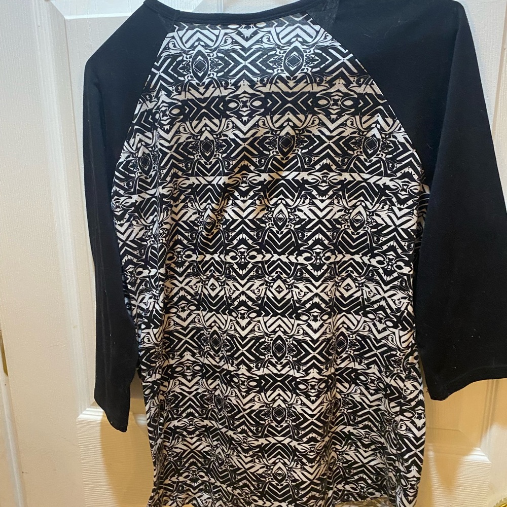 Lularoe Large Randy - Picture 2 of 4